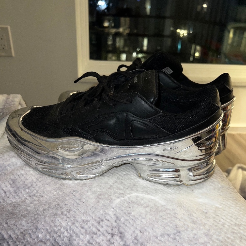 ADIDAS OZWEEGO RAF SIMONS